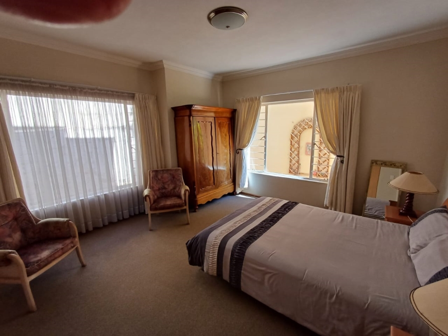 4 Bedroom Property for Sale in Kosmos North West